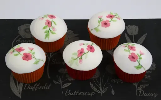 Fondant tops