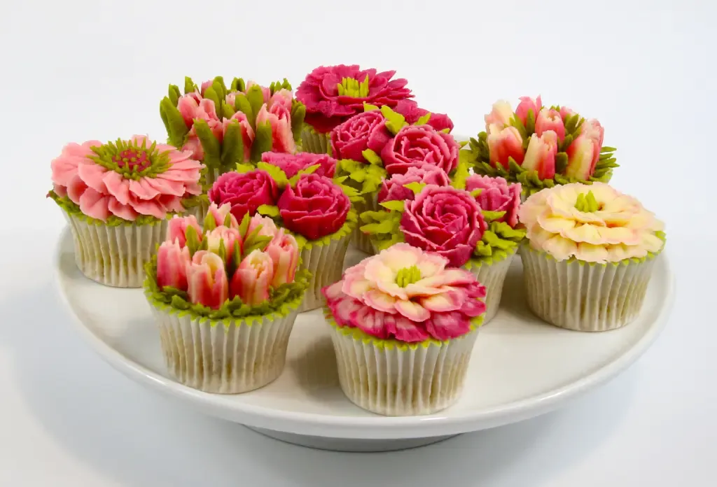 Plate of cupcakes